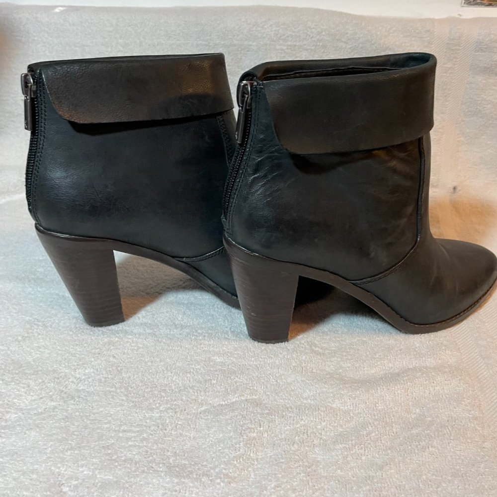 Black Leather Booties Lucky Brand LK-NYCOTT Size 7.5 - Picture 4 of 5